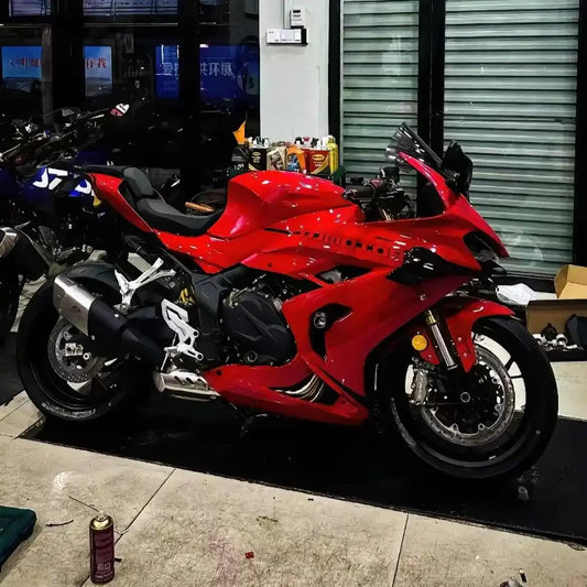 modified the QJ 800/600rs oil tank cover of Jiajiang. The oil tank protection cover was raised to enhance the combat posture